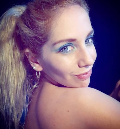 große titten college onlyfans freie schöne bilder