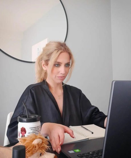 Maria Celeste erwachsene heiße bilder