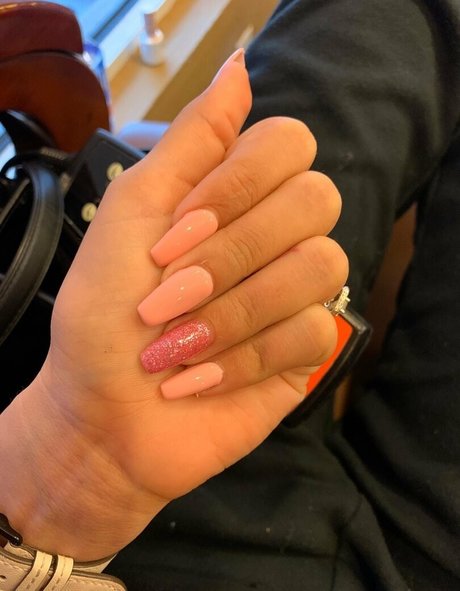 anfällige knochen-onlyfans hd pornographische bilder