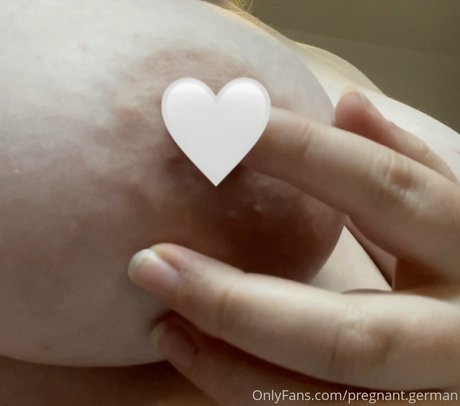 pregnant german perfekte akt bild