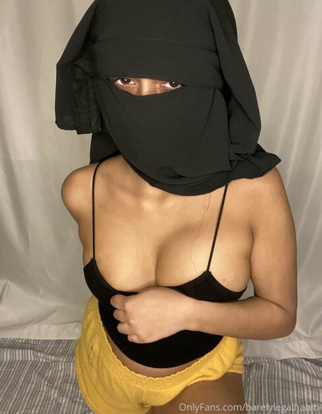 barelylegalhabibi erwachsene pornographische foto