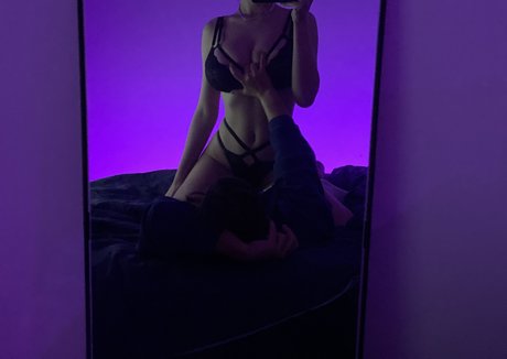 vollbusige brünette onlyfans nackt schöne galerie