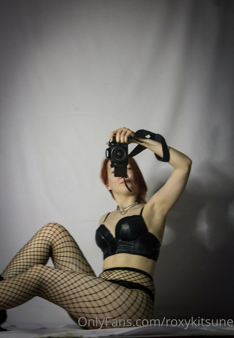 roxykitsune heiße schöne fotos