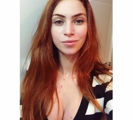 Laura Padilha model exklusive galerie