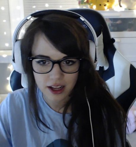 Deernadia erotische foto