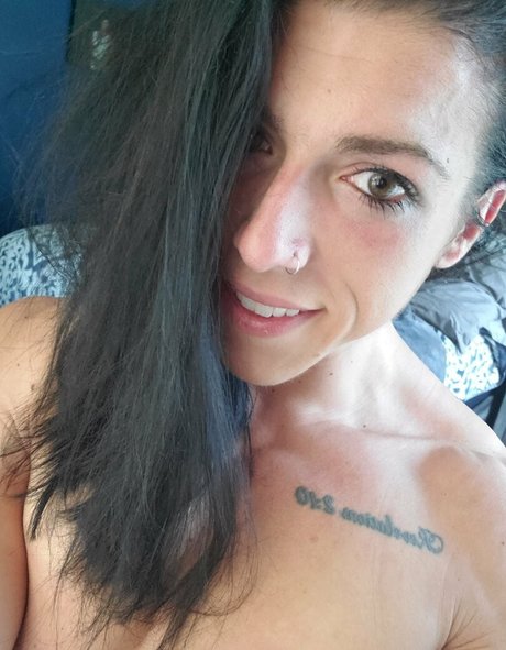 breite onlyfans heiße pornographische fotos