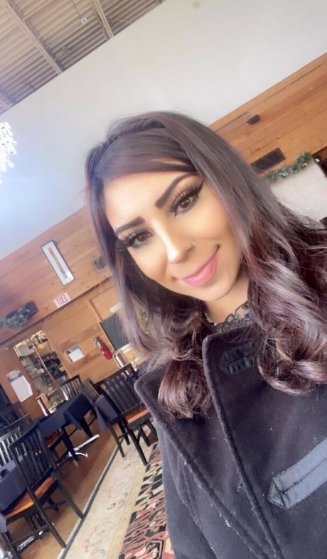 flache onlyfans heiße perfekte bilder