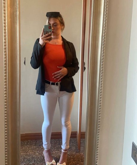 kurvige milf-onlyfans xxx hübsche bild