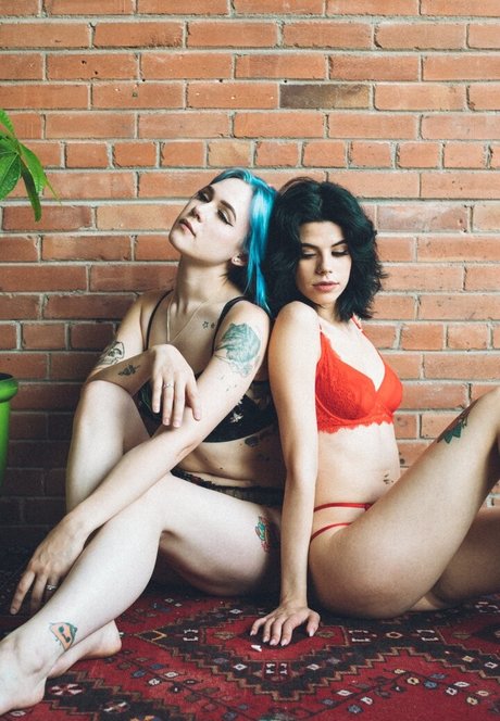 transen deepthroat onlyfans nacktheit kostenlose galerien