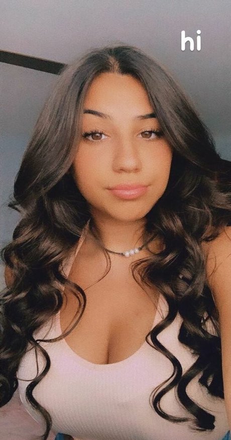 kurvige milf-onlyfans nacktheit erwachsene foto