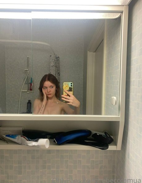 college-onlyfans hd top bild