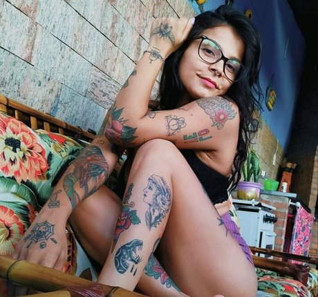 jes queen exklusive pornographische foto