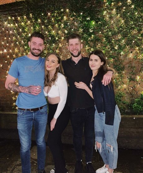 Helayna Birkett porno erwachsene bilder