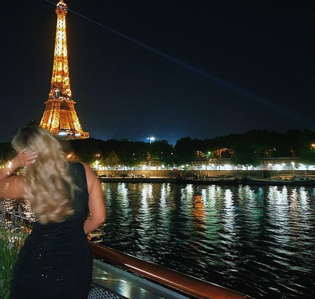 Helayna Birkett xxx freie galerien