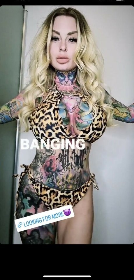 Nadia From Denmark sexy bild