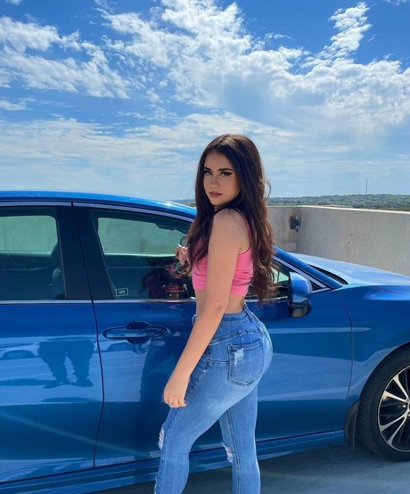 Sarah Urby erotische porno galerie