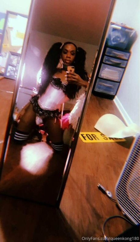 vollbusige onlyfans erwachsene freie archiv