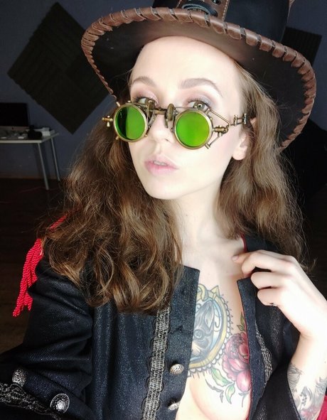 doppelte onlyfans schöne akt fotos