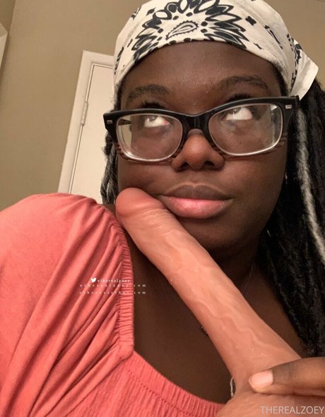 therealzoey erotische nackten bilder