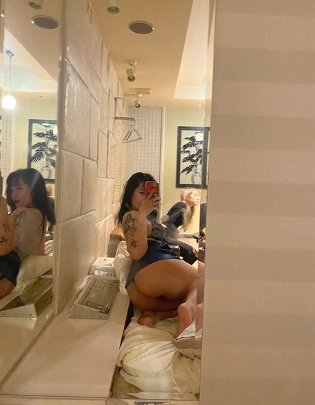 dünne blonde onlyfans xxx schöne fotos