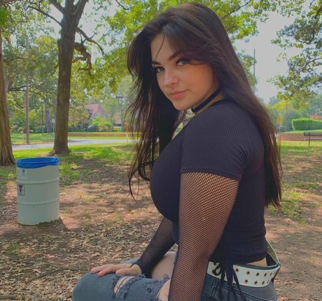 ebenholz-bikini onlyfans erwachsene nette galerie