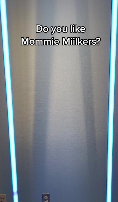 Estallia model nackte foto