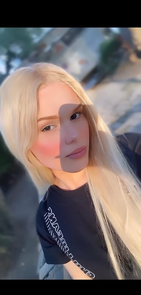 Maia Feel exklusive nackten galerien