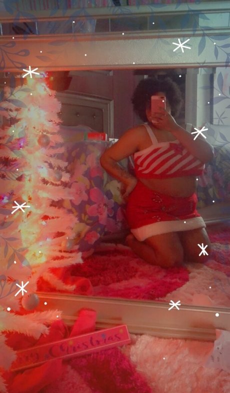 asiatische gilf-onlyfans top akt bilder