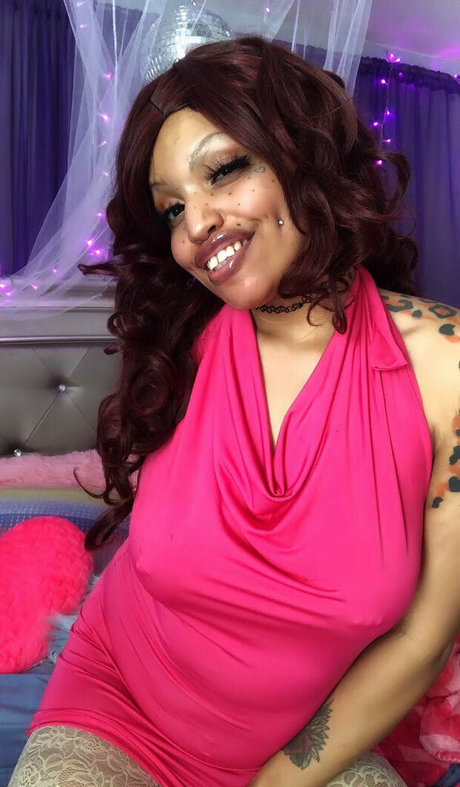 riesenschwanz shemale onlyfans erotische sexy bild