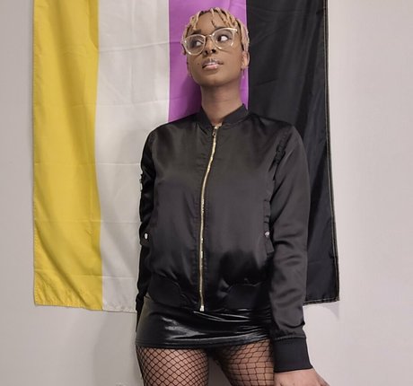 deedeebee96 beste hd foto