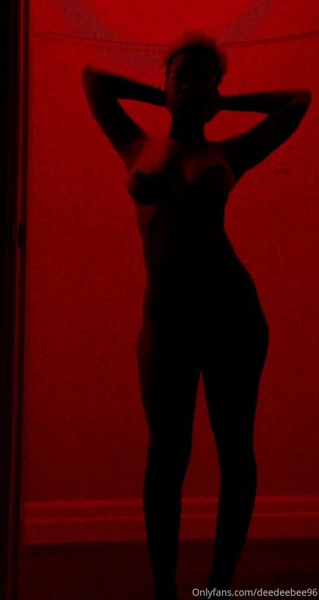 deedeebee96 beste nackt foto
