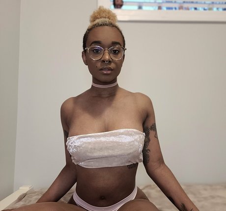 deedeebee96 kostenlose erwachsene fotos