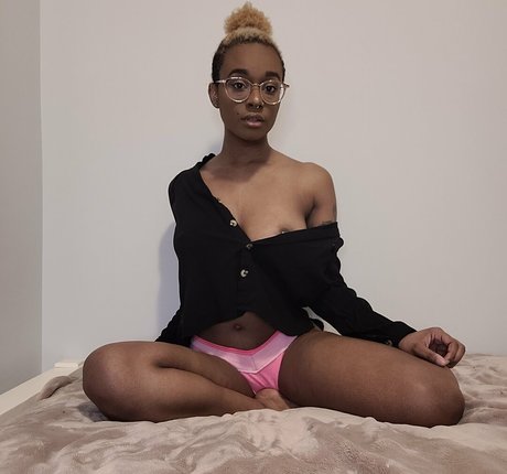 deedeebee96 kunst sex fotos