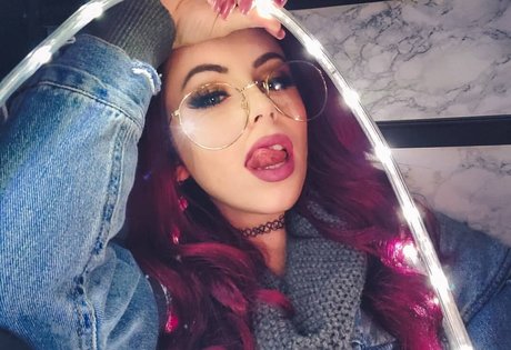 Madison Agnew top nette bild