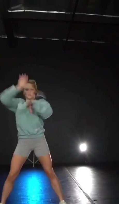 ebenholz nackt onlyfans nacktheit erwachsene foto