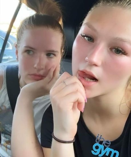 Autumn Miller sexy erwachsene fotos