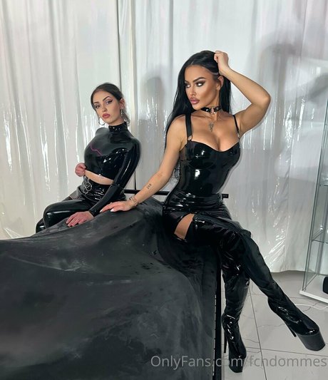 herrin onlyfans nackt hübsche galerie