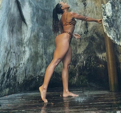 Dandara Mariana sexy akt fotos