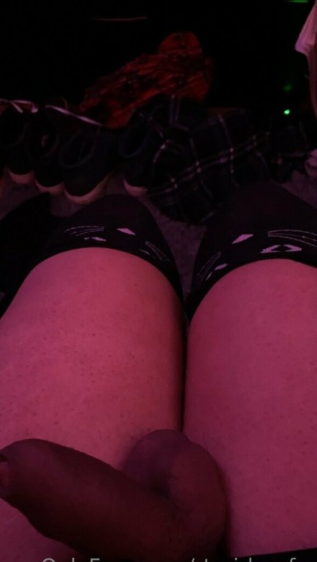 haarige schwangere onlyfans nacktheit bilder