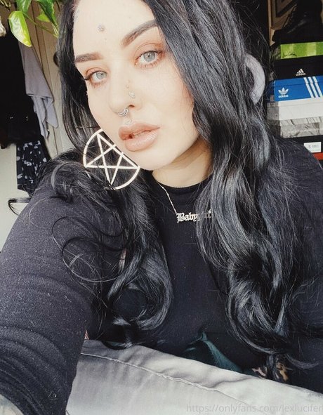 asiatische teen pussy onlyfans nackt heiße archiv