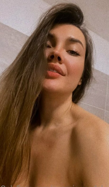 schöne latina-onlyfans exklusive akt galerien