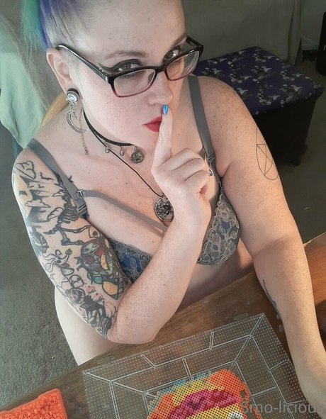 breite onlyfans heiße akt archiv