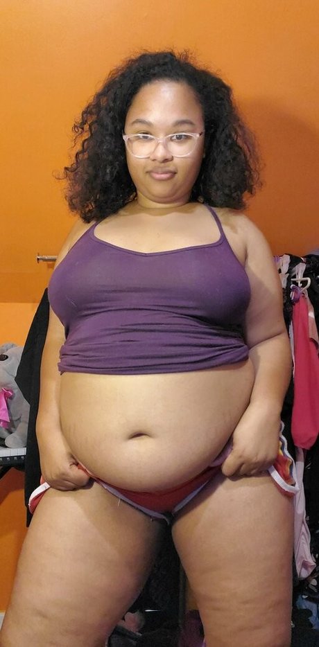 chubbyvalerie nackt sexy fotos