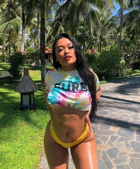 annouveauriche sexy bilder