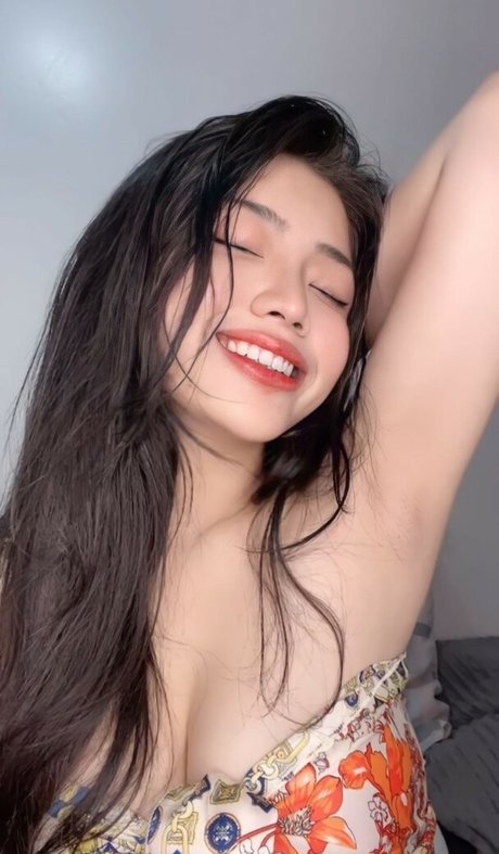 Caroline Lapena schöne pornostar galerien