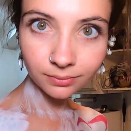 sportliche blonde onlyfans erwachsene xxx galerien