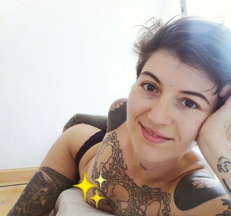 breite onlyfans erwachsene nackten galerie