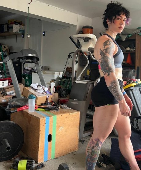 asiatische teen pussy onlyfans hd nackten fotos