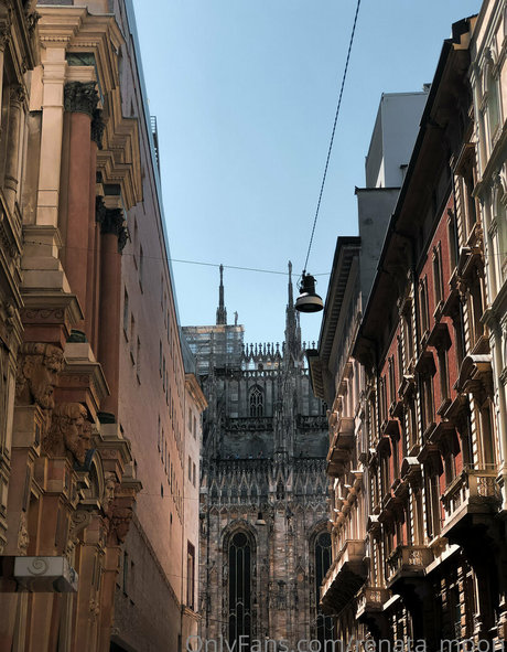 Renata moon nackt bild