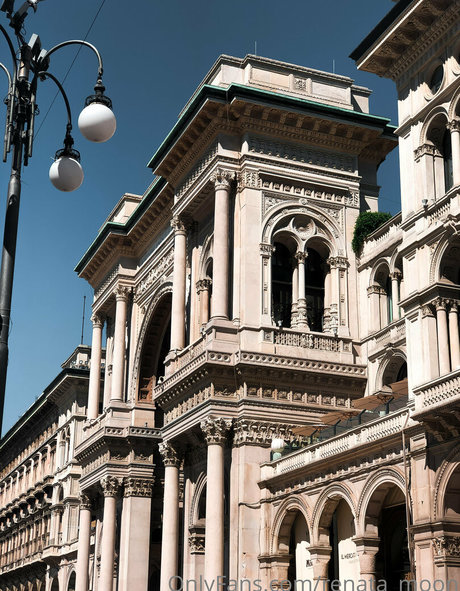 Renata moon kunst nackte galerie